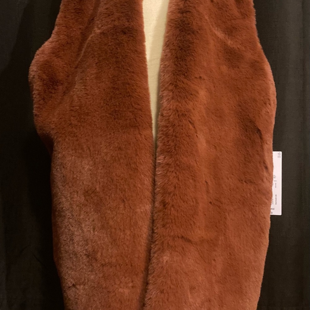 NWT! Liz Claiborne Rust Fur Vest